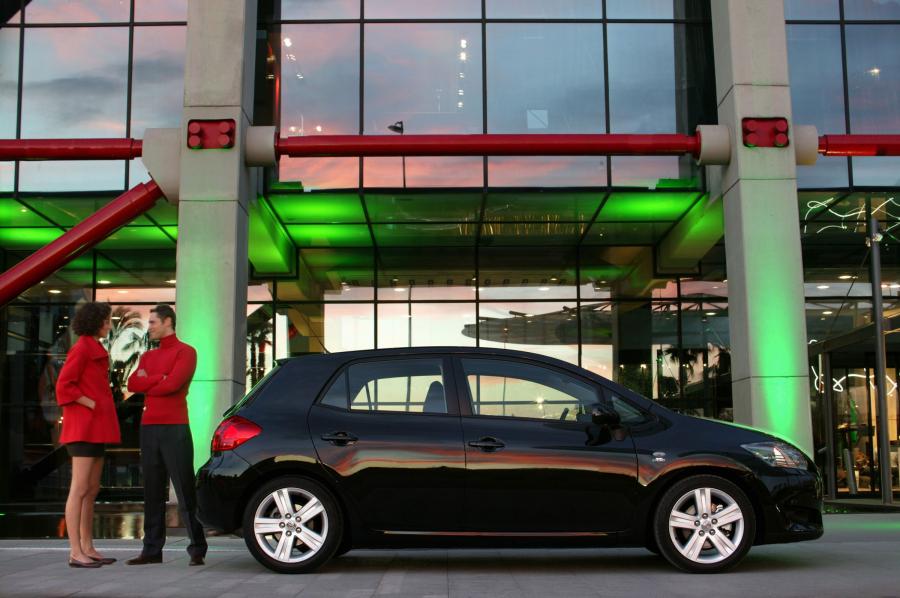  Toyota Auris 2007 года  (фото 51 из 92)